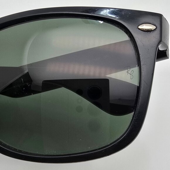 Ray-Ban RB2132 901 Wayfarer Black Frame G-15 Green Glass Lens Sunglasses Italy - Picture 12 of 13